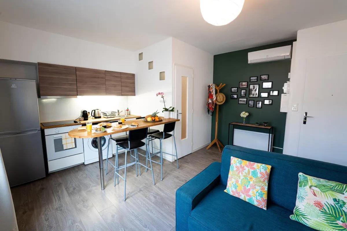 Appartement Centre Village, Clim Et Parking Gratuit Aigues-Mortes Exterior foto